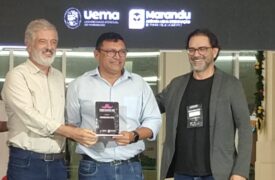 Professor Reinaldo Silva recebe Prêmio Marandu JOMP pelo Projeto Criança Engenharia